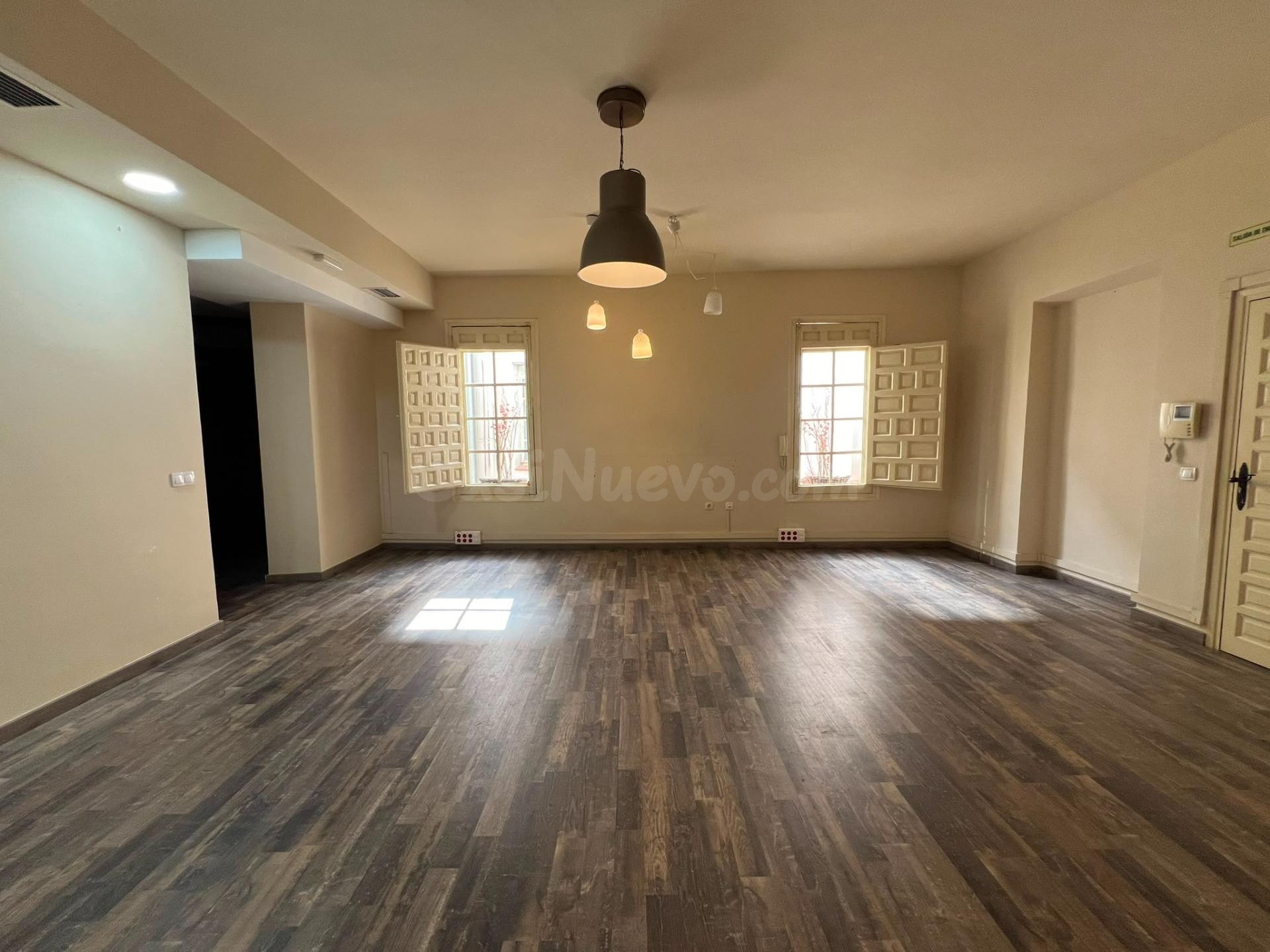 Moderna Oficina en el Centro de Elche - Ideal para Tu Negoci - foto 3