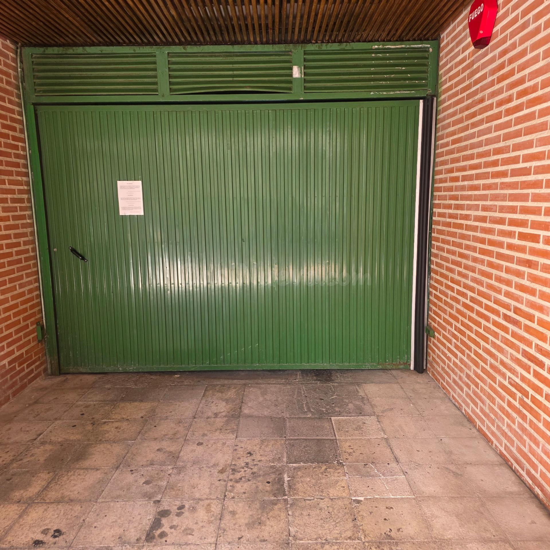 SE VENDE PLAZA DE GARAJE EN AVD. DE LAS HABANERAS!!!!! INMEJ