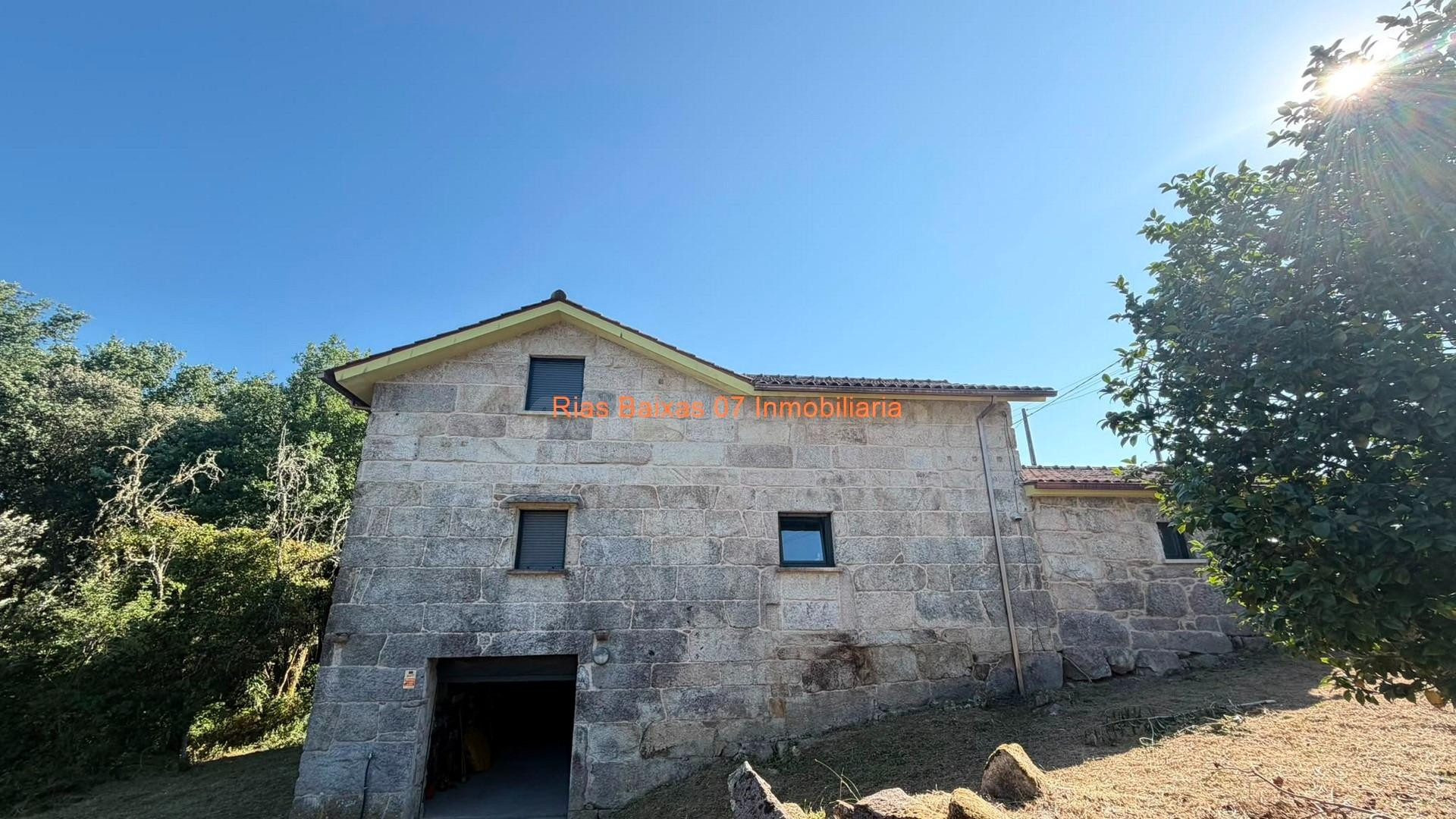 REF 4275 CASA DE PIEDRA 4 DORM. CON GRAN TERRENO DE 6900m2 COVELO - foto 4