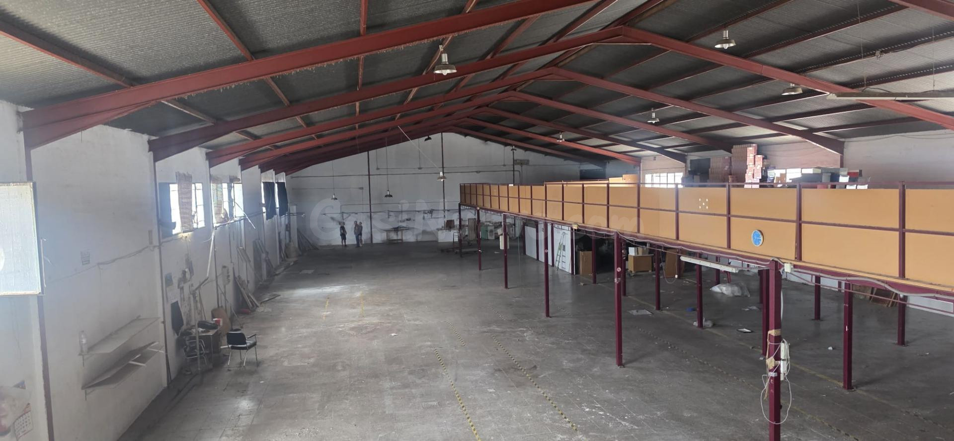 Nave industrial 1105m² en alquiler - Sector V-El Canal - foto 2