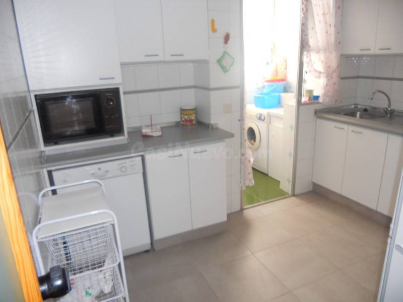 Piso 4 habitaciones 109m² en alquiler - Playa Levante - foto 3