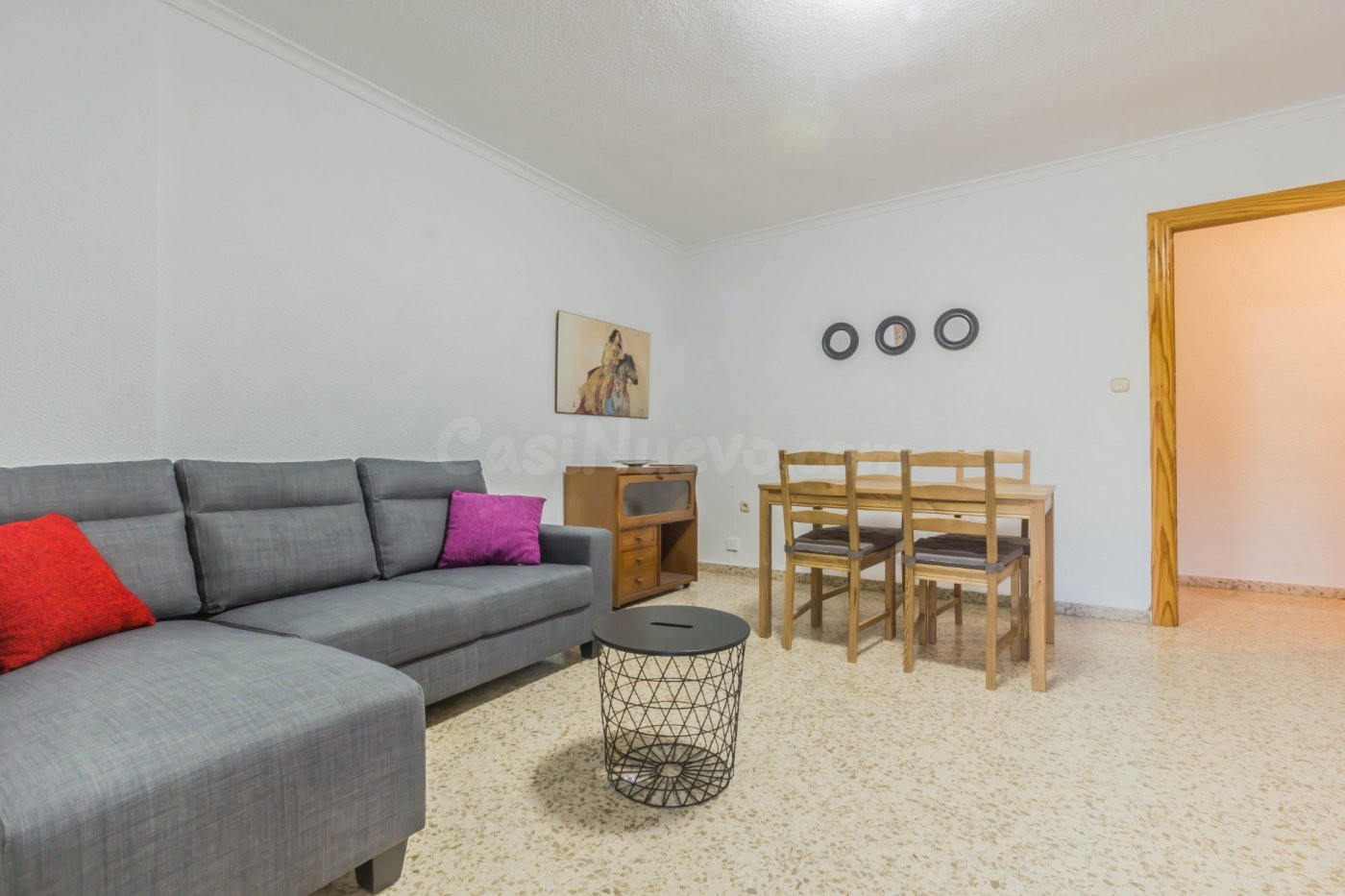 Estupendo piso de 3 habitaciones en Granada