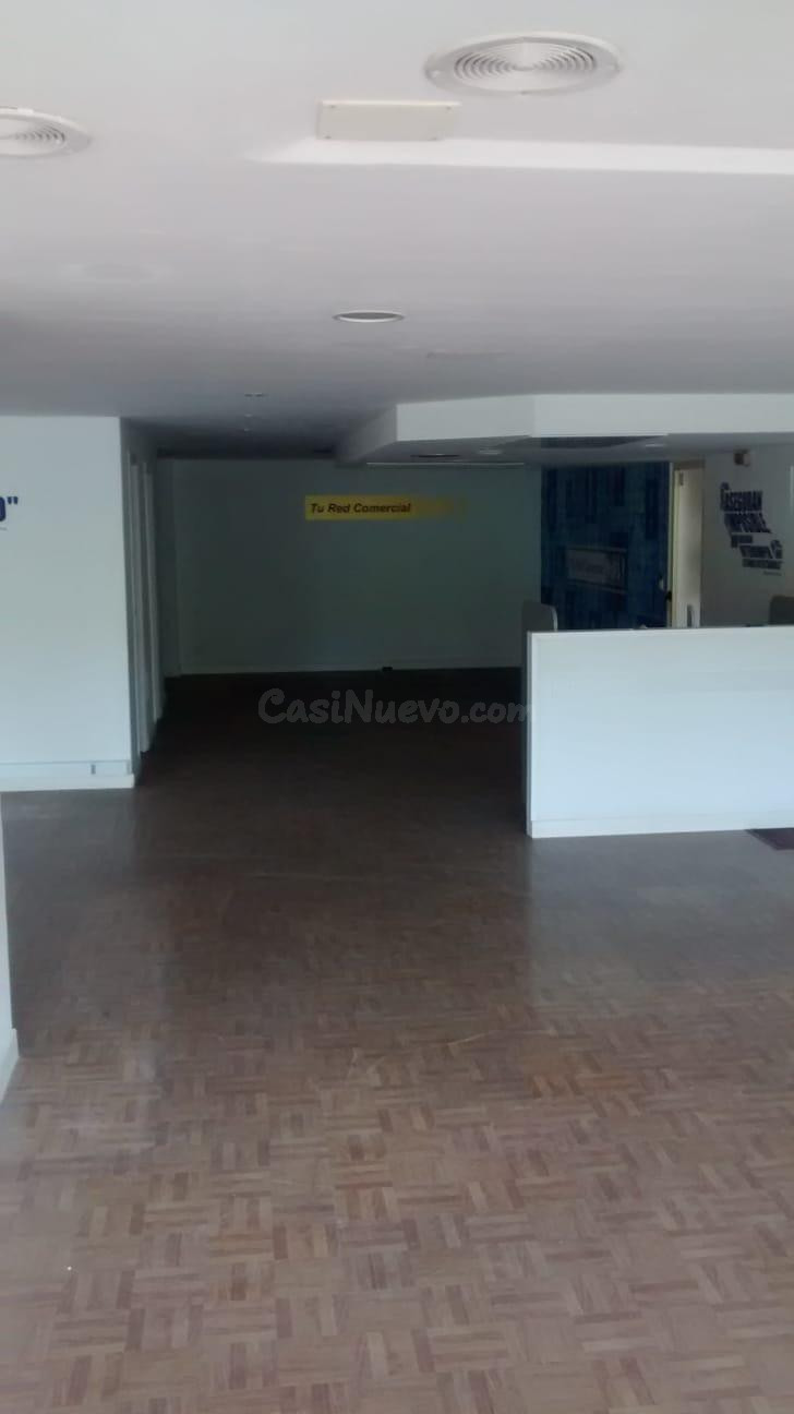 Local comercial en alquiler - Plaza Madrid - foto 4