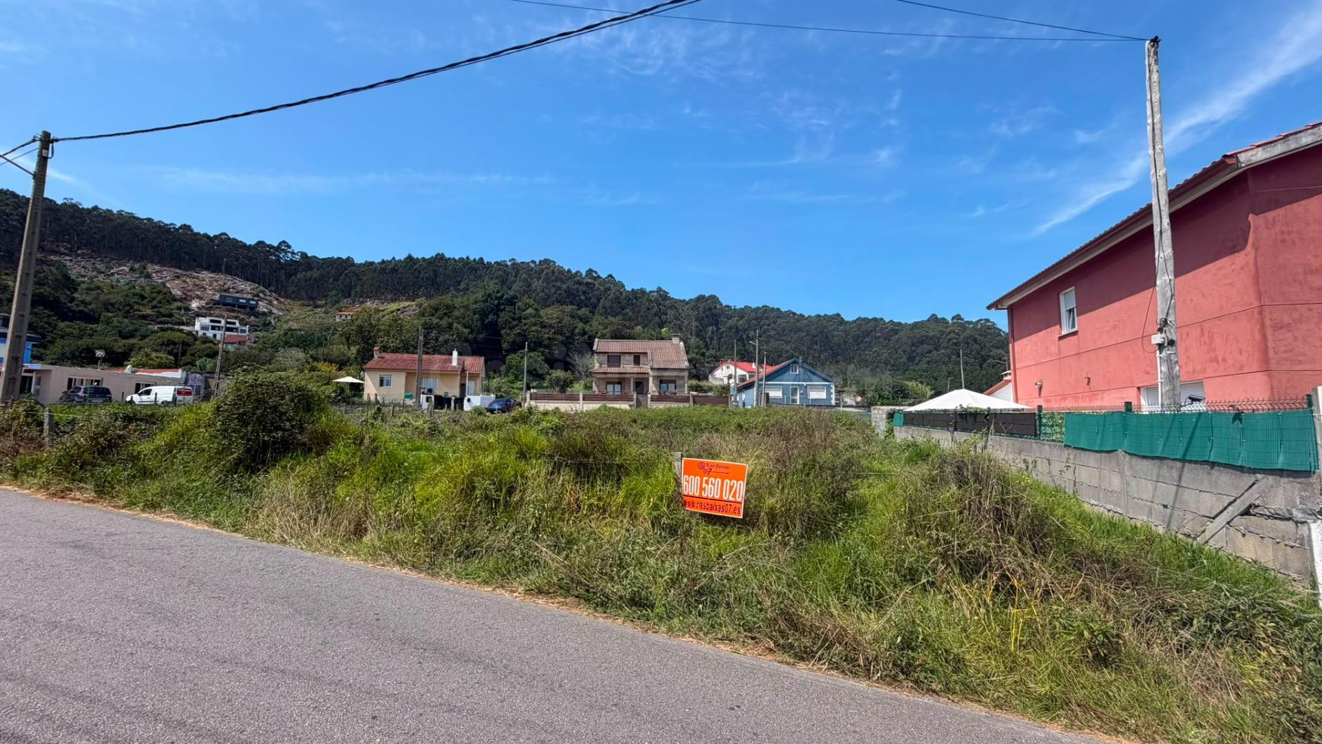 REF 4278 SOLAR EDIFICABLE 697m2 LLANO Y MUY CERCANO A LA PLA