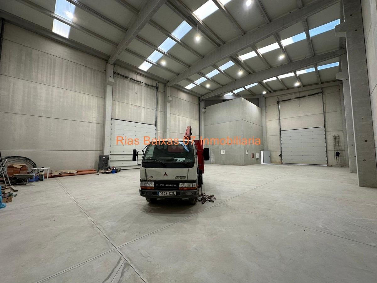 REF 7105  NAVE INDUSTRIAL DE 500 M2 CON 3 PLANTAS DE OFICINA - foto 5