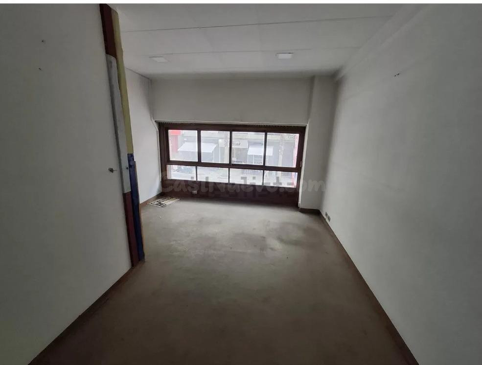 REF N001 LOCAL COMERCIAL 180m2 CALLE COLÓN ( VIGO ) - foto 4