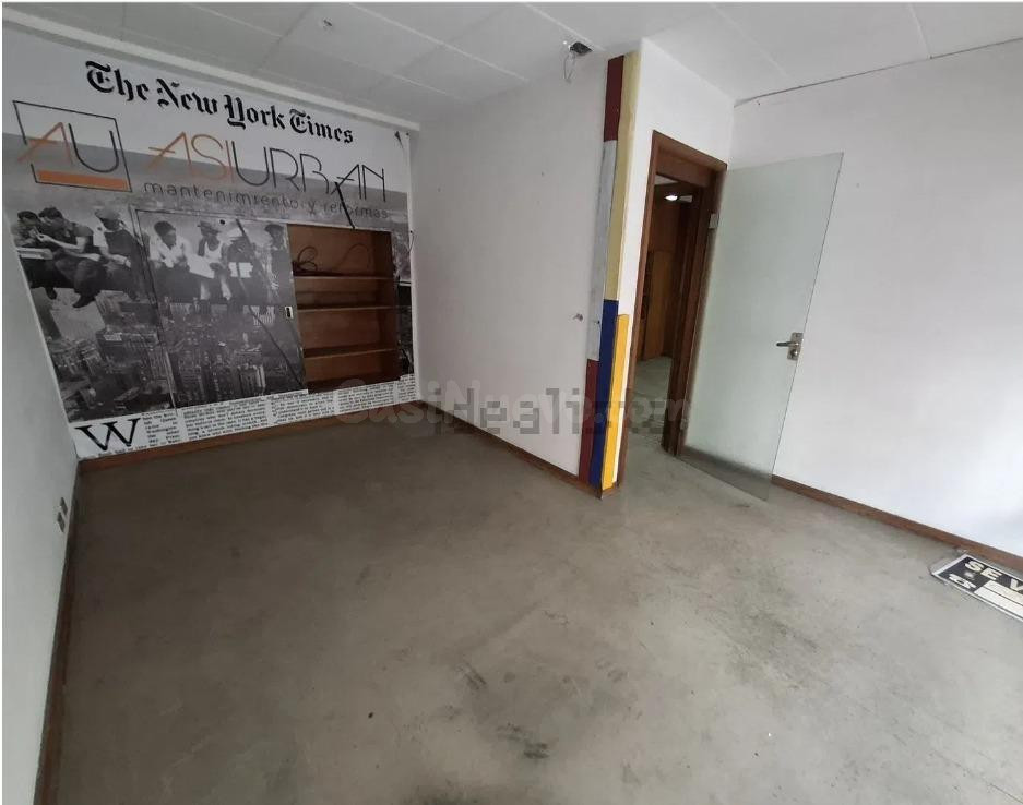 REF N001 LOCAL COMERCIAL 180m2 CALLE COLÓN ( VIGO ) - foto 5