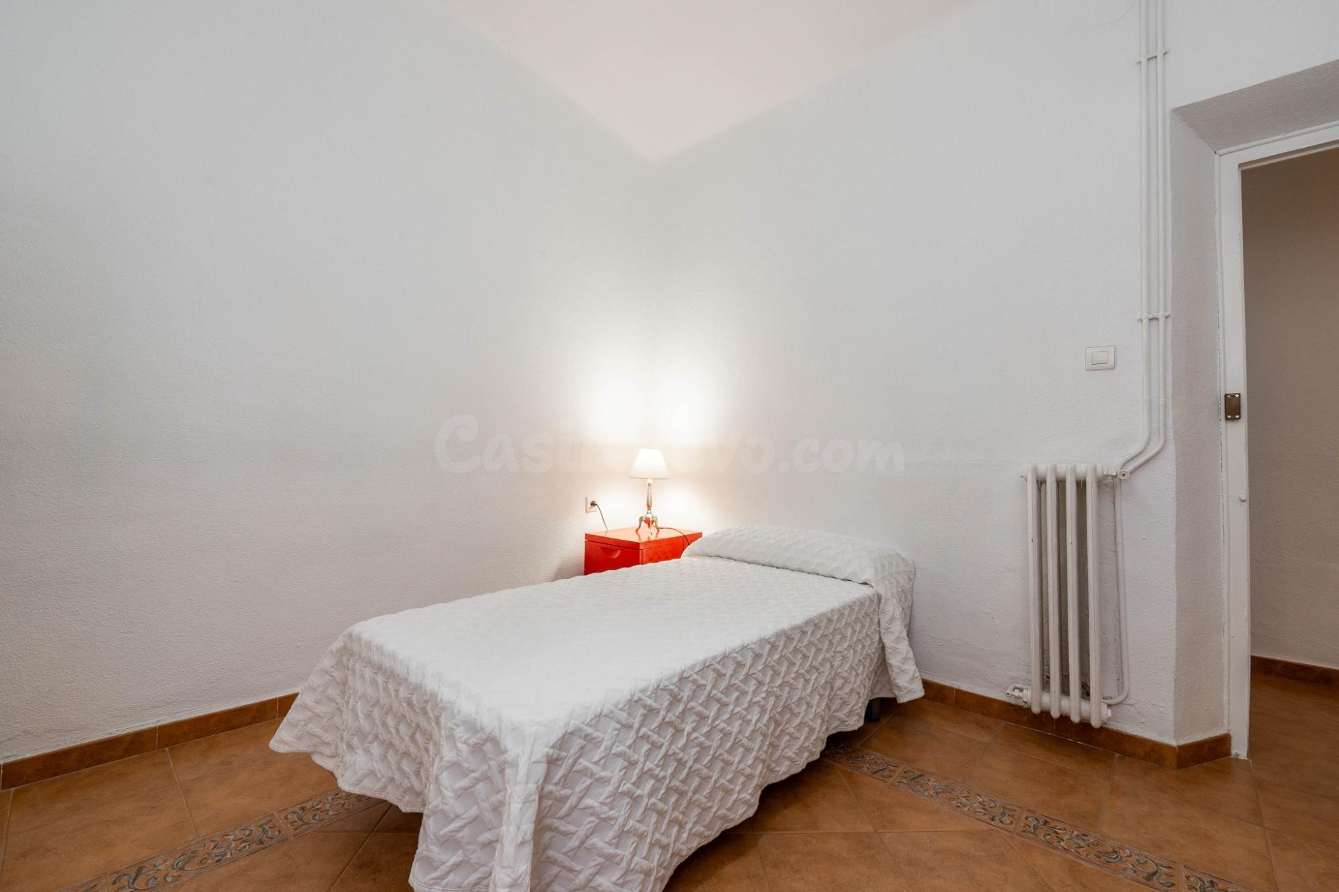 Alquiler de Habitación Individual en Piso Compartido en Gran - foto 5