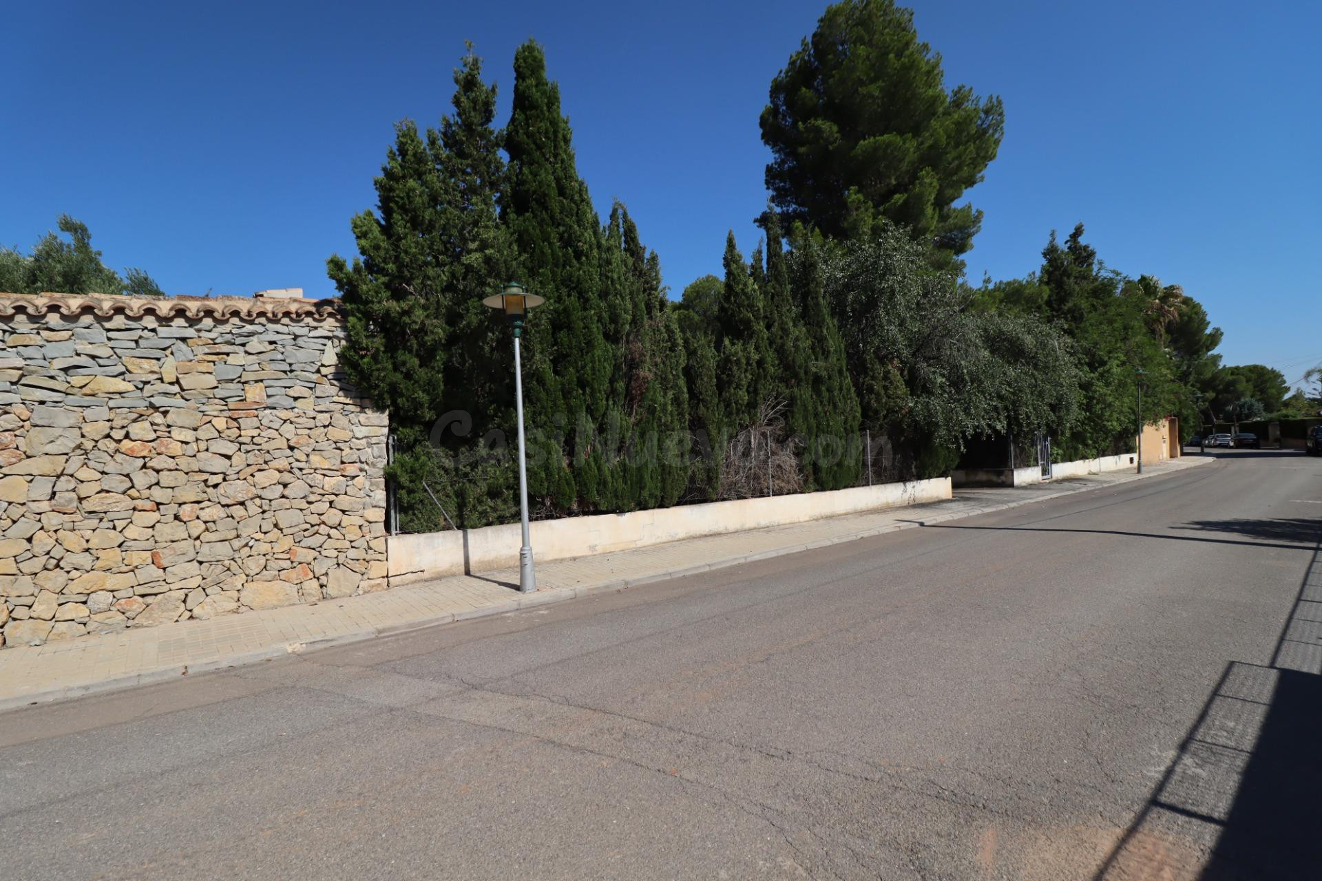 Parcela en la urbanización La Masía