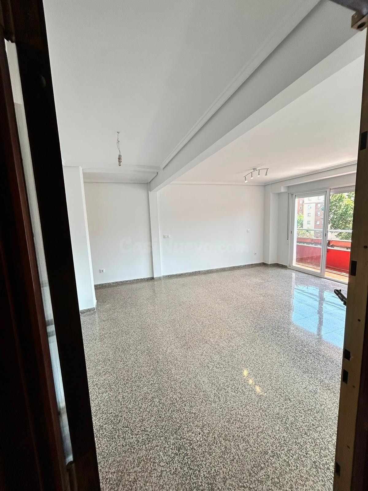 Piso en Valencia Avda. del Cid - foto 2