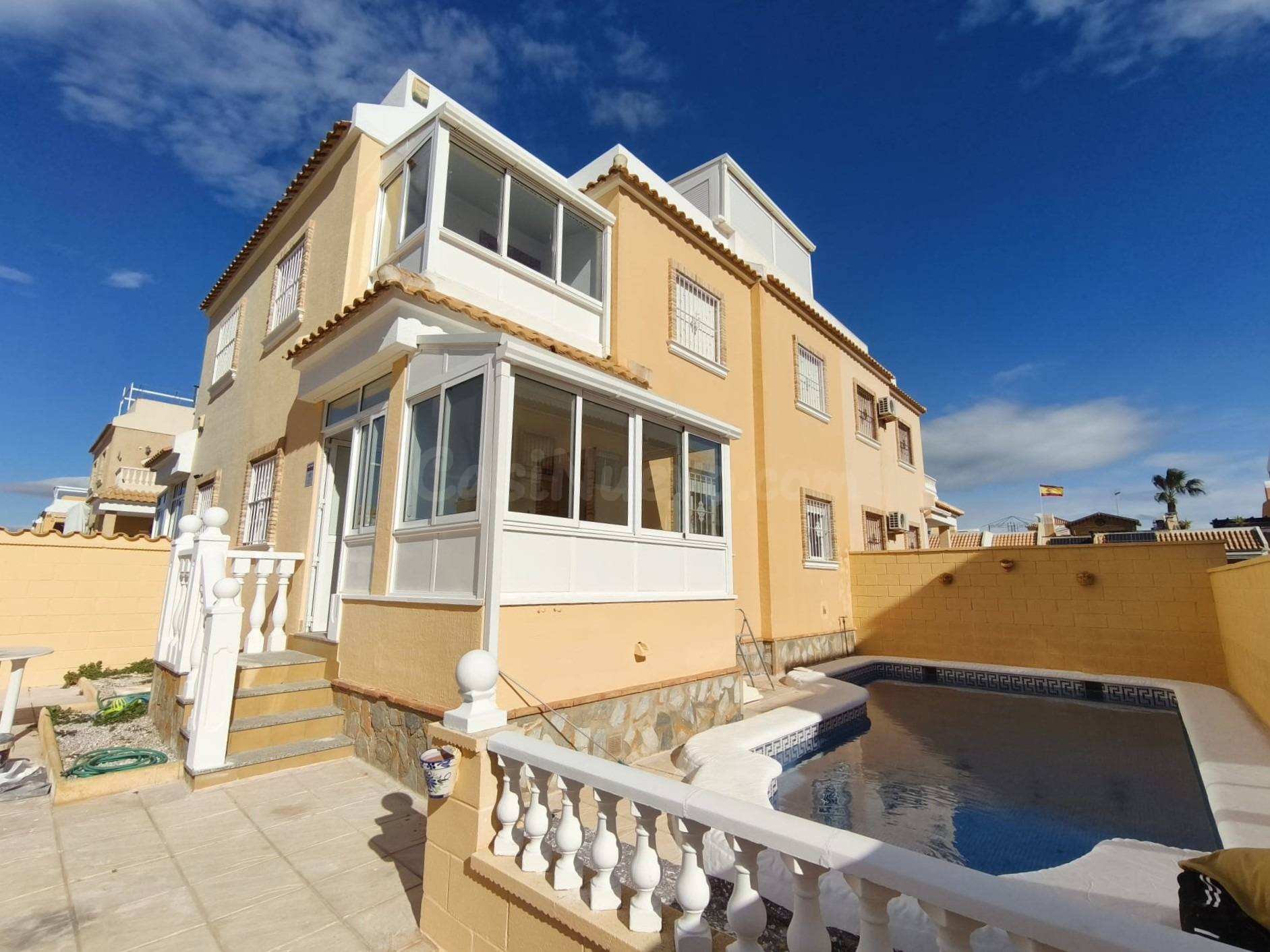 Precioso bungalow en Rojales