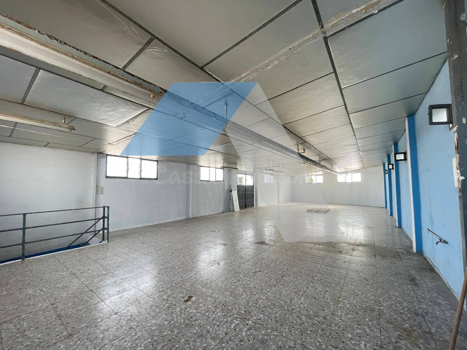 NAVE INDUSTRIAL EN POL. CARRÚS - foto 3