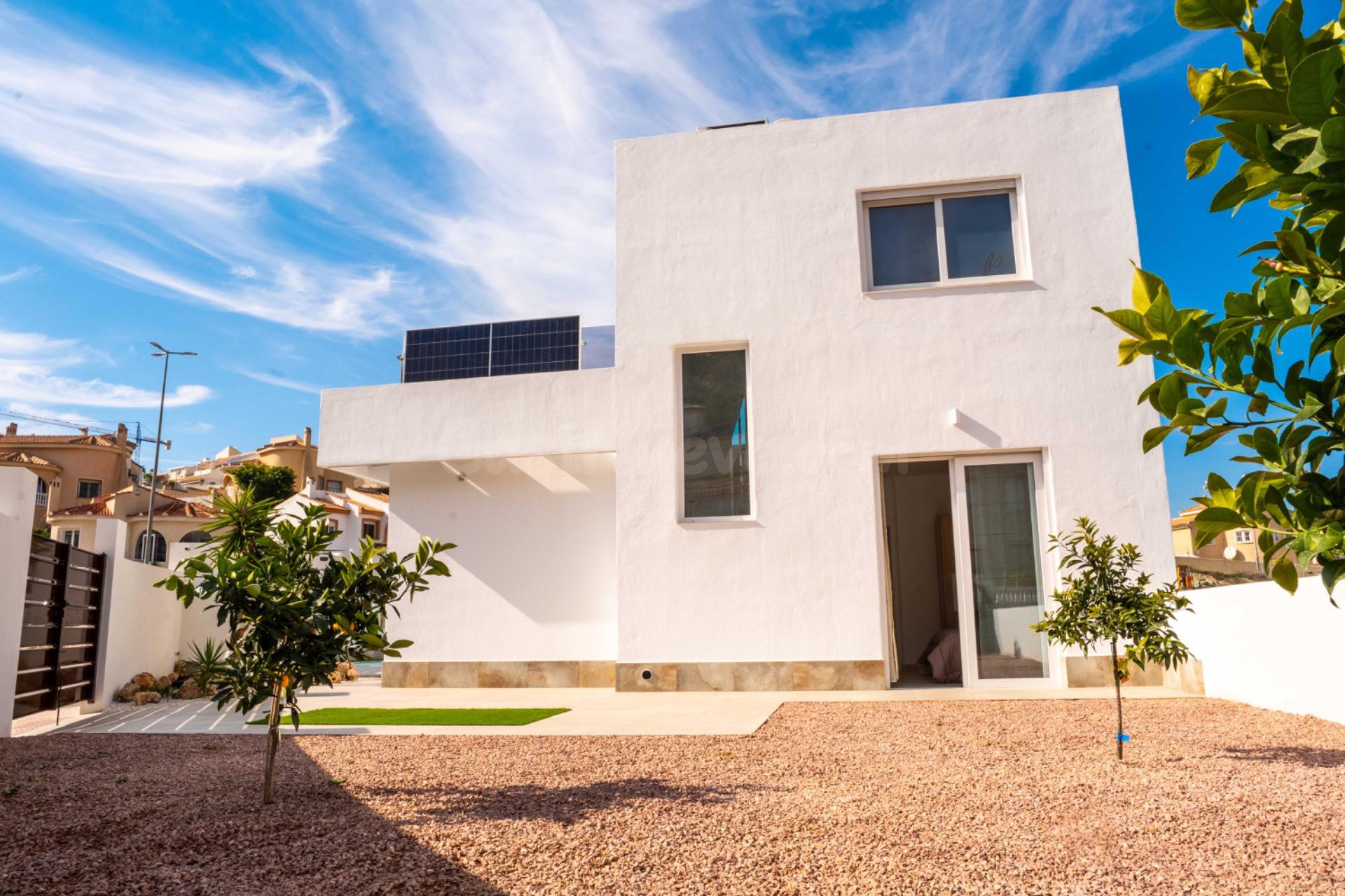 PRECIOSA GRAN VILLA CON VISTAS AL CAMPO DE GOLF “LA MARQUESA