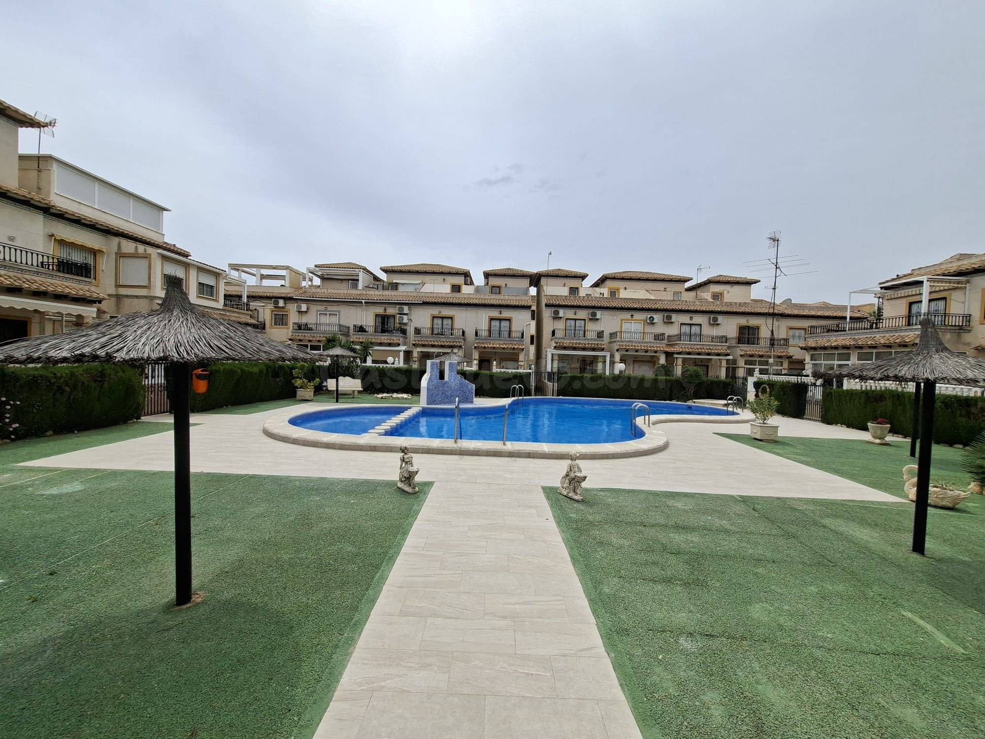 Precioso bungalow en orihuela Costa - foto 3
