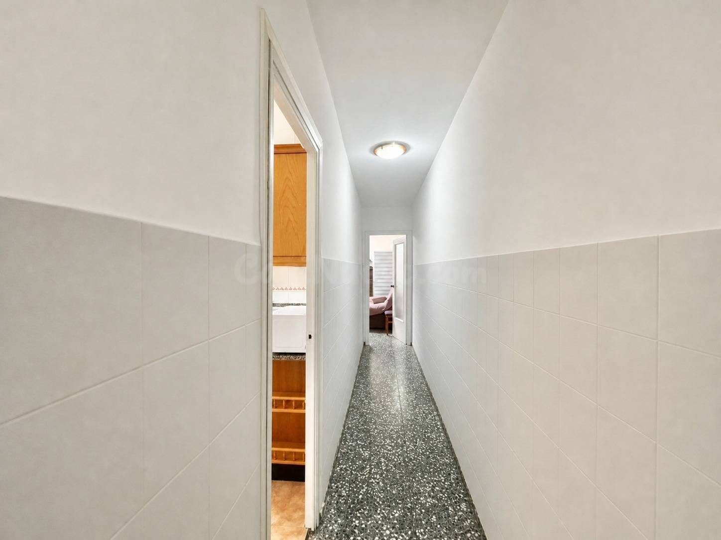 Casa con carácter y grandes posibilidades en Castalla, ubica - foto 2