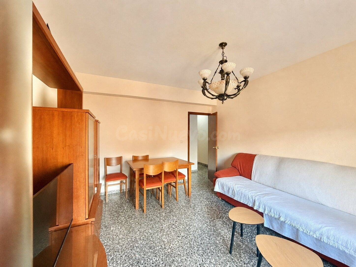 Casa con carácter y grandes posibilidades en Castalla, ubica - foto 3