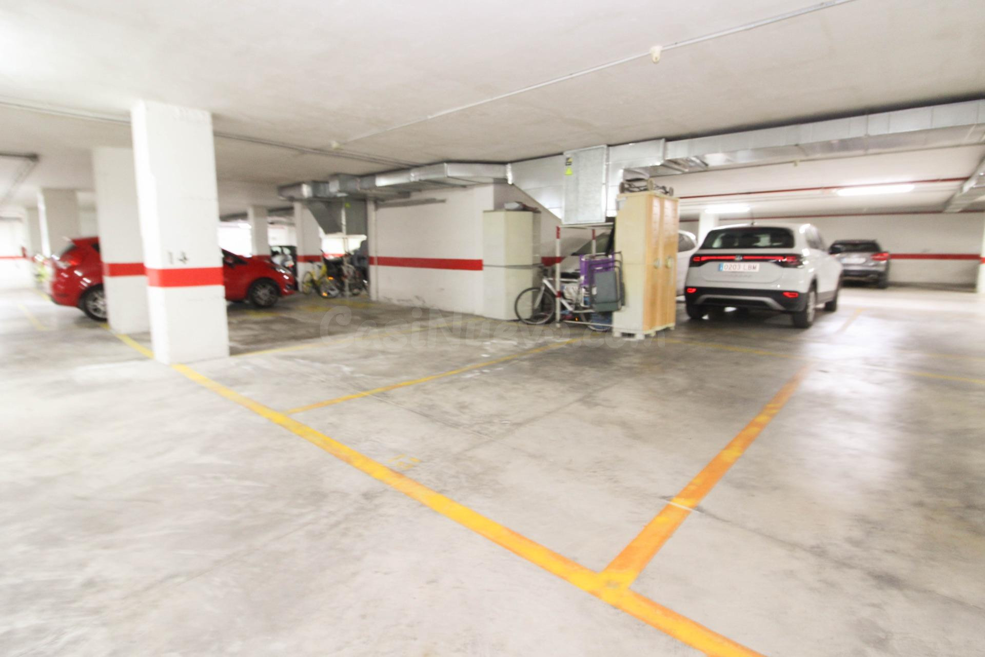 PLAZA DE GARAJE AMPLIA EN VENTA – ZONA MARTINEZ VALERO / TRA - foto 3