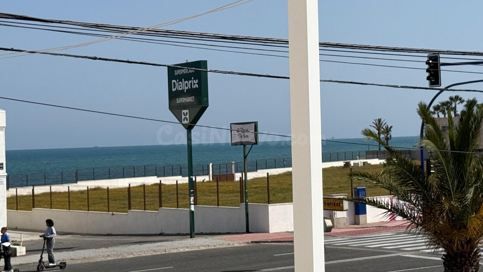 Bungalow SOLEADO en Planta Alta con Vistas al Mar - 2 Dormitorios y Terraza 28m2