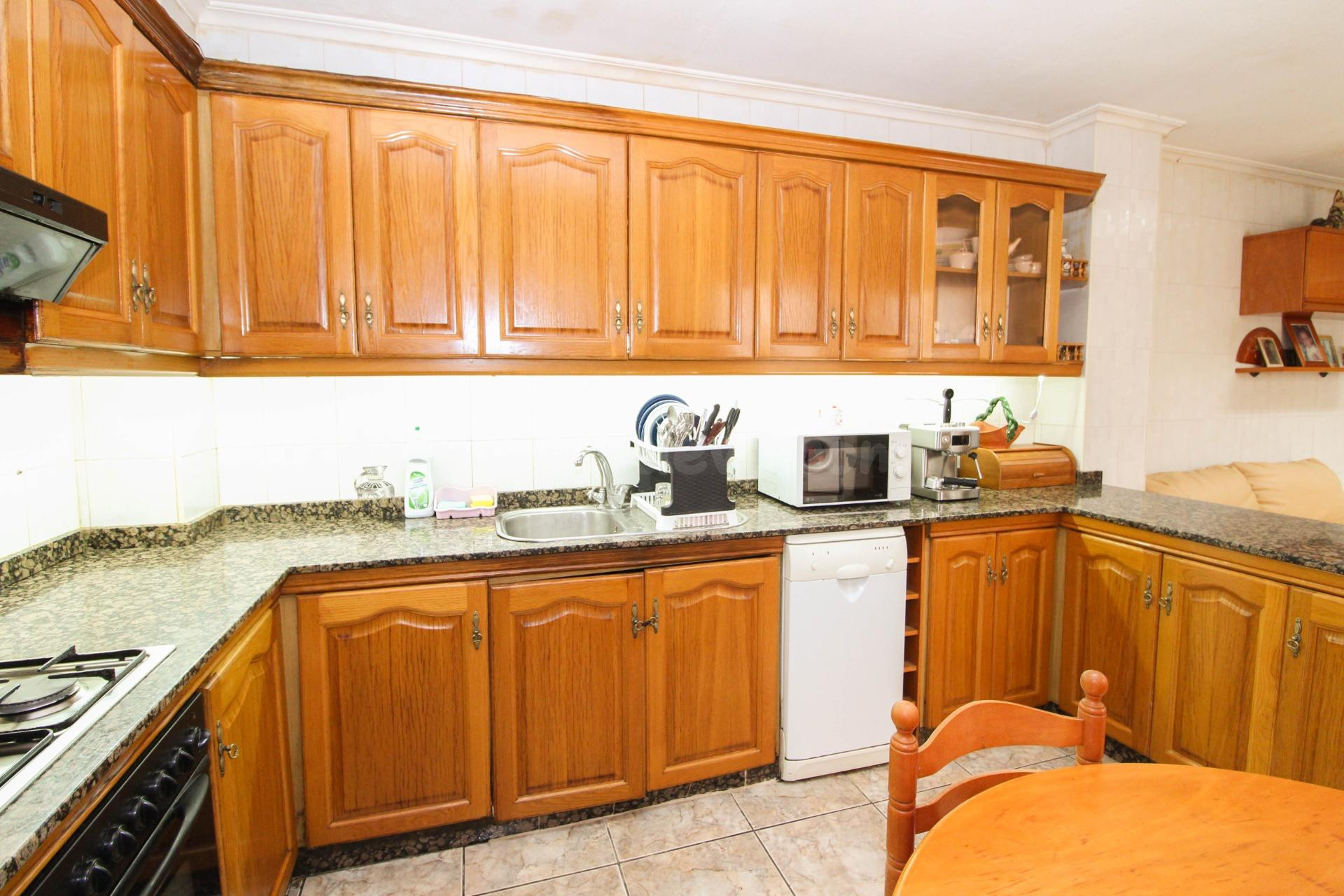 CASA DUPLEX PAREADA EN PLAZA DE MADRID, 4 habitaciones, 2 BA - foto 3