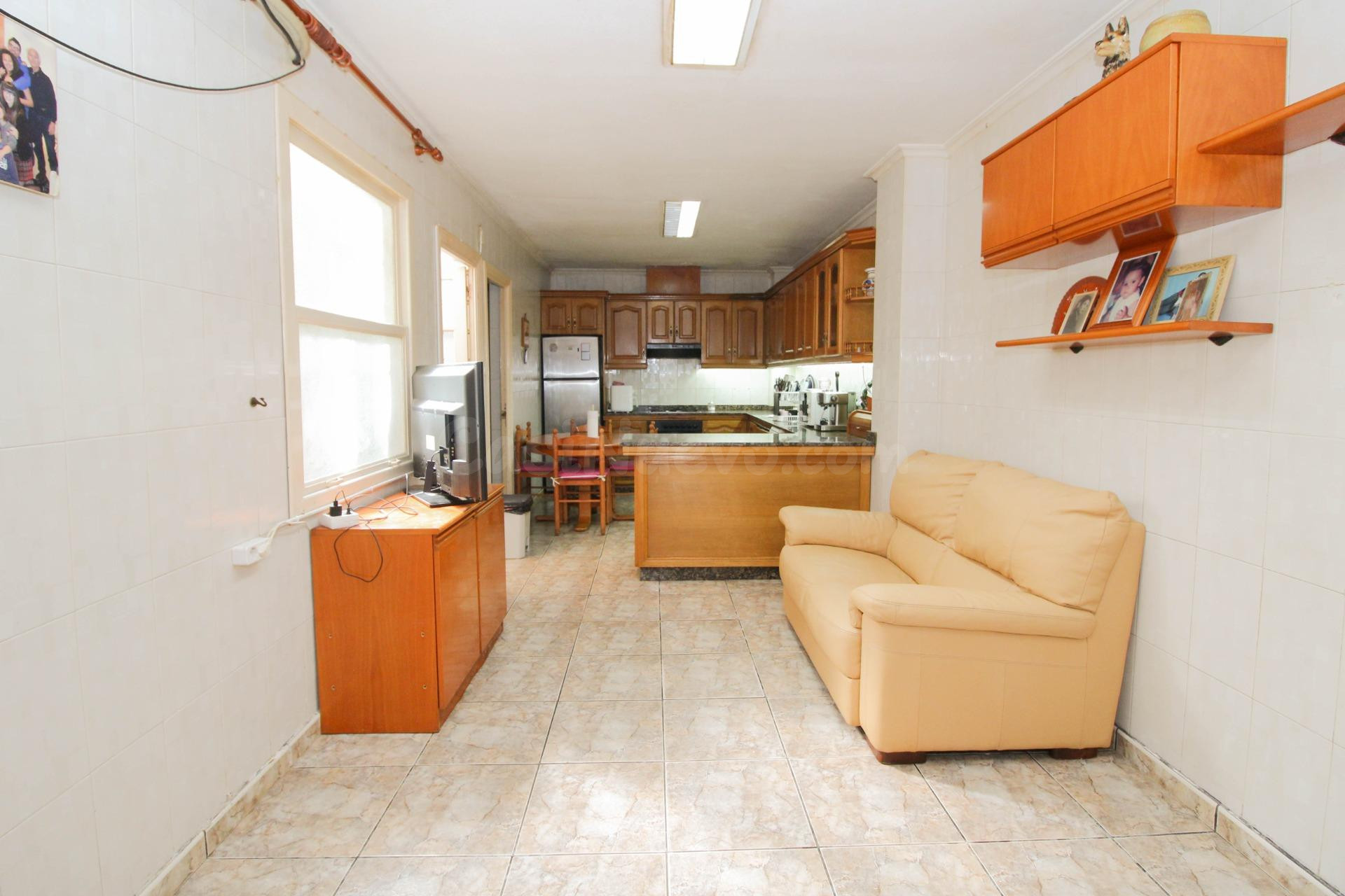 CASA DUPLEX PAREADA EN PLAZA DE MADRID, 4 habitaciones, 2 BA - foto 5