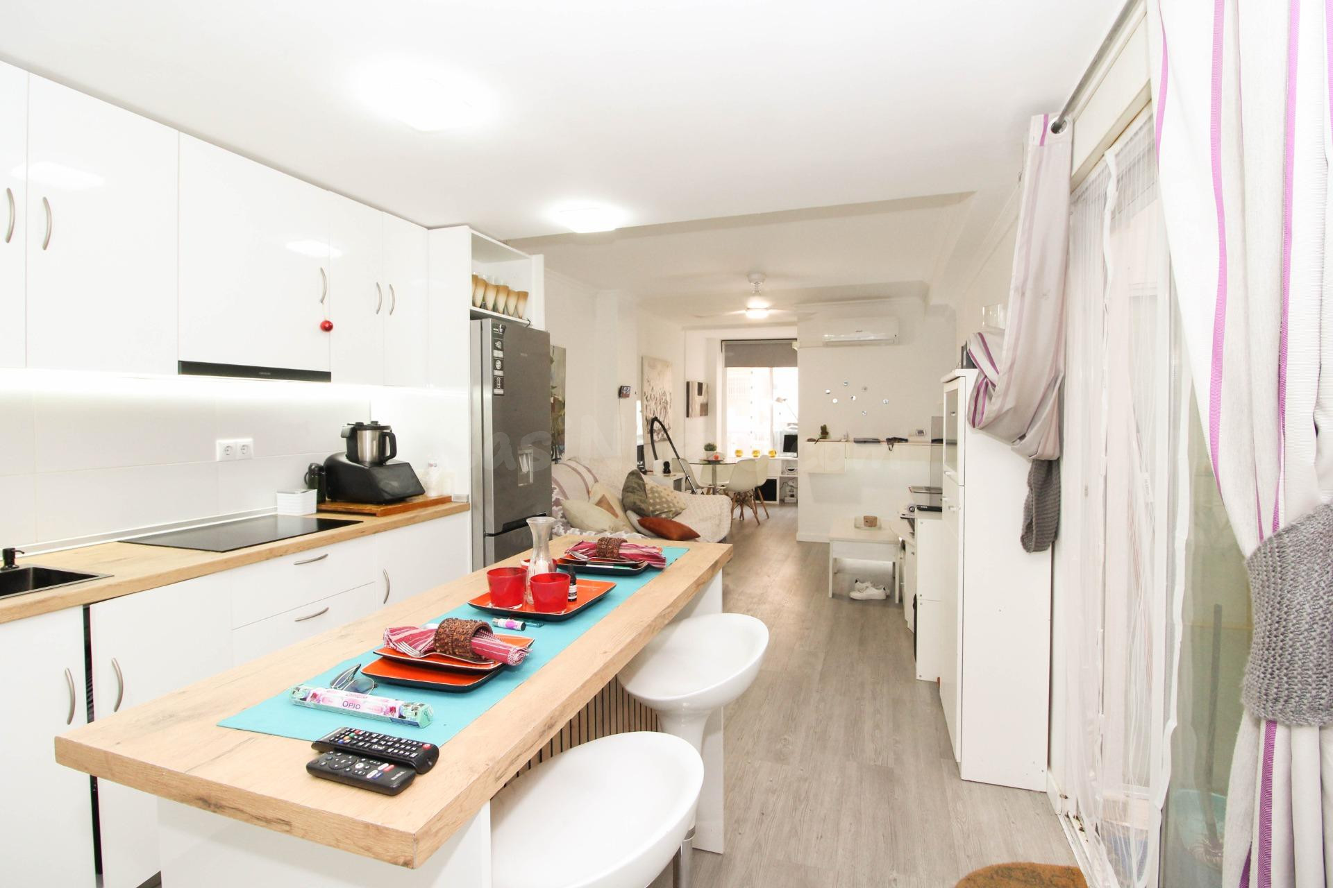 APARTAMENTO DE COSTA 2 habitaciones CON ASCENSOR, PATIO DE 1 - foto 3