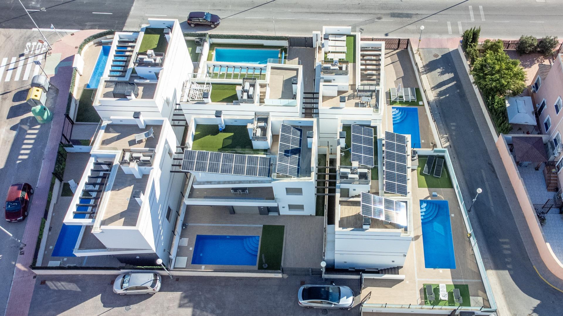 ESPECTACULAR VILLA A 4KM DE LA PLAYA - foto 5