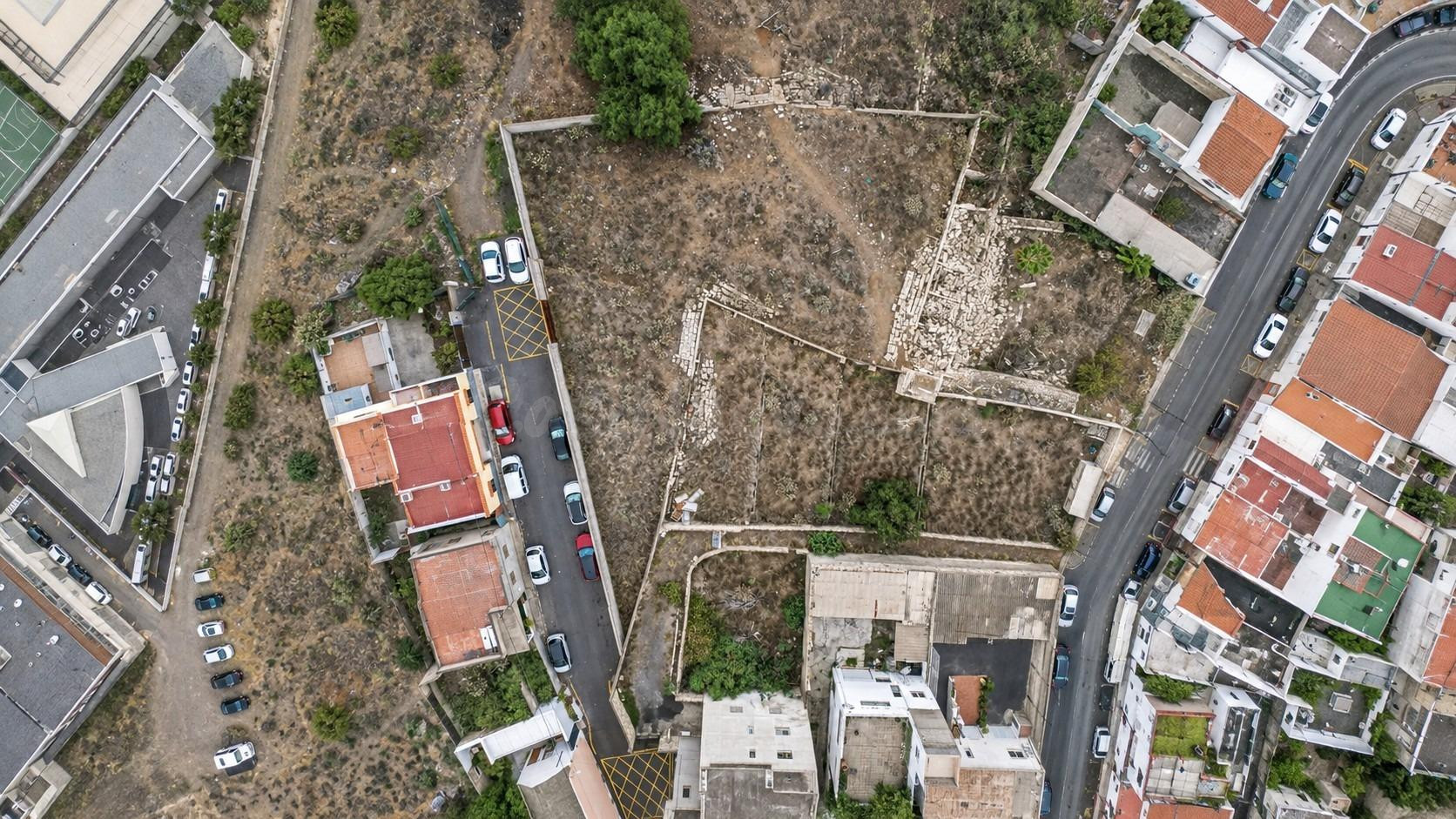 OPORTUNIDAD DE INVERSIÓN EN GÜIMAR: TERRENO CON ALTO POTENCI - foto 3