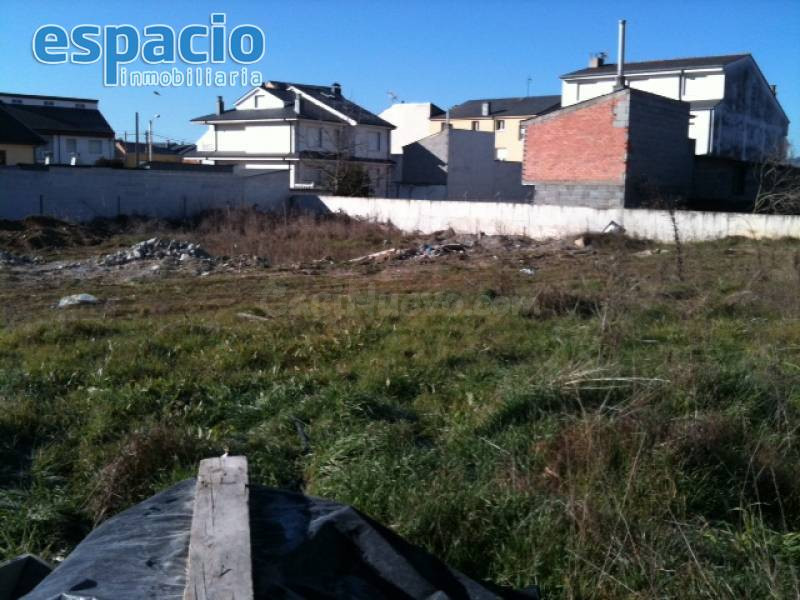 VENTA SOLAR URBANO EN CACABELOS