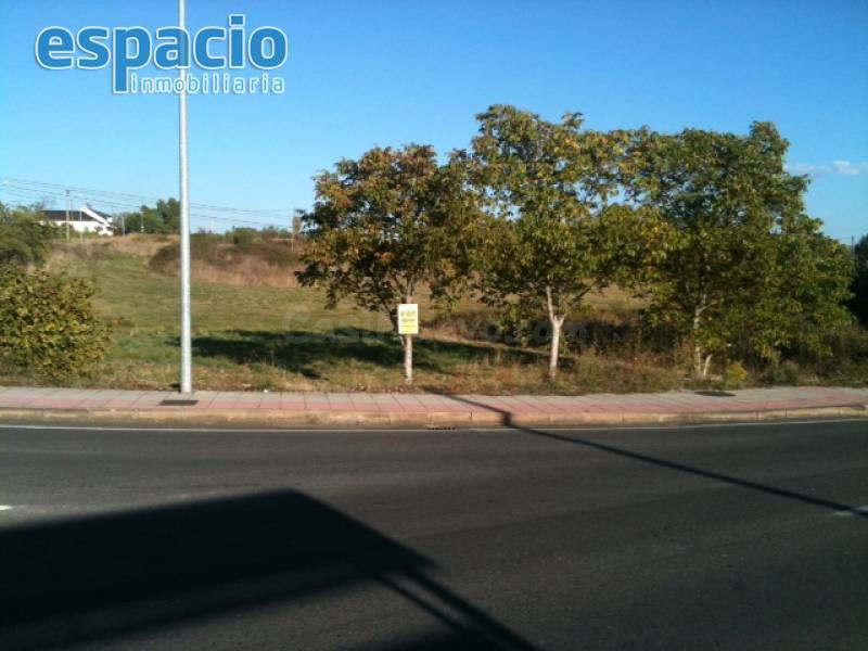 VENTA PARCELA URBANA EN CABAÑAS