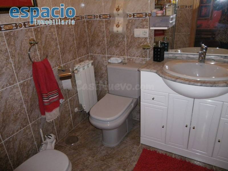 PISO EN VENTA ZONA ALTA - foto 4
