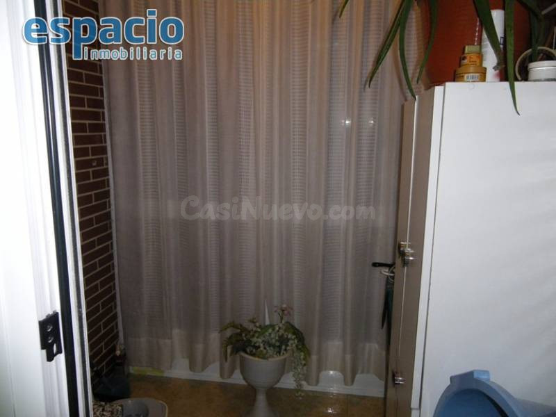 PISO EN VENTA ZONA ALTA - foto 5