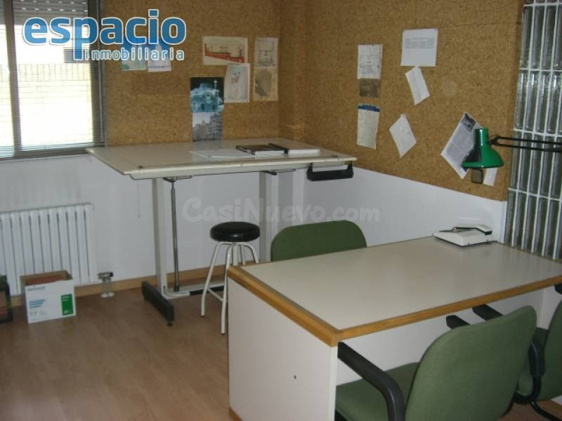 ALQUILER OFICINA CENTRO - foto 5