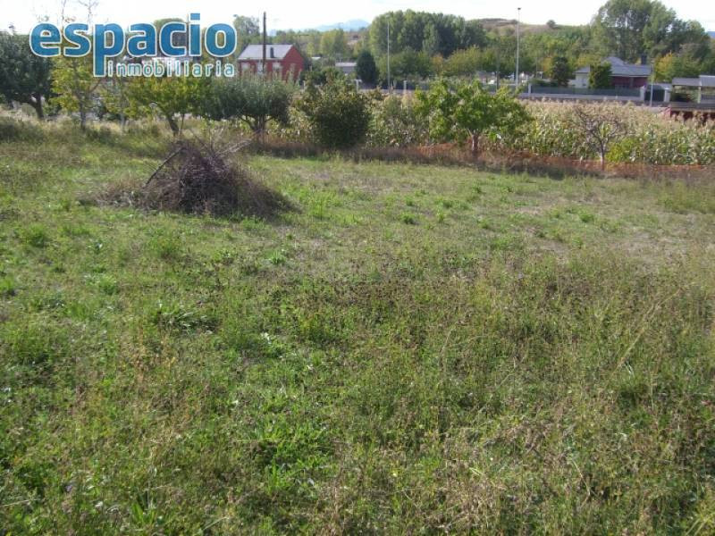 VENTA PARCELA URBANA SAN ANDRES DE MONTEJOS - foto 2