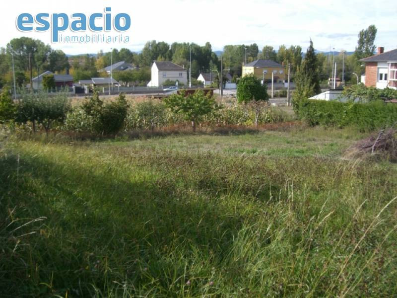 VENTA PARCELA URBANA SAN ANDRES DE MONTEJOS - foto 3