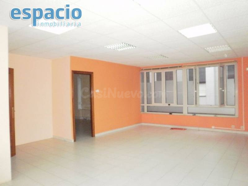 ALQUILER OFICINA CENTRO - foto 4