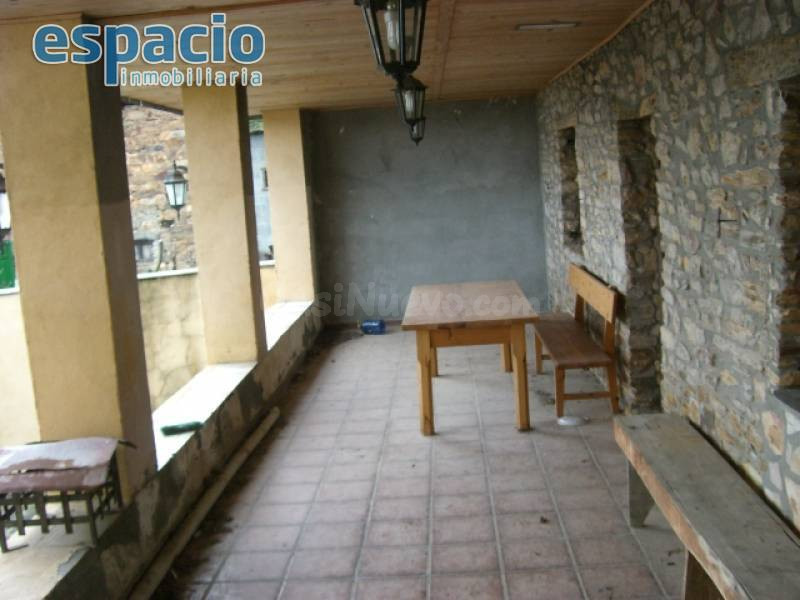 SE VENDE CASA EN POBLADURA DE SOMOZA - foto 4