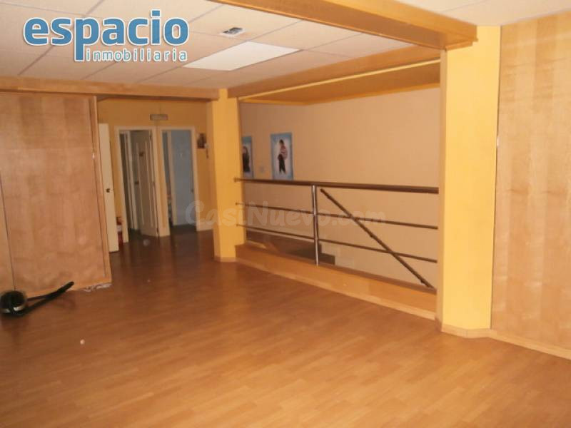 ALQUILER LOCAL ZONA CENTRO - foto 4