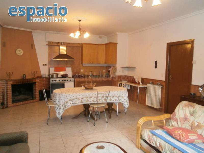 SE VENDE CASA  CON FINCA EN SAN LORENZO - foto 4