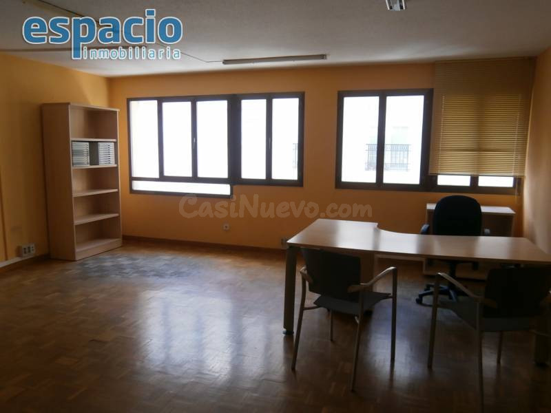 ALQUILER DE OFICINA ZONA CENTRO