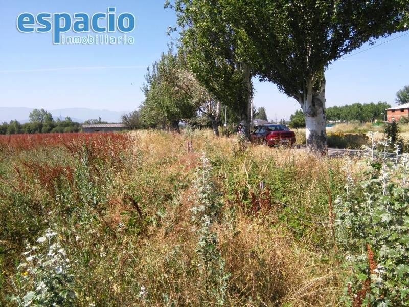 FINCA A LA VENTA EN BARCENA DEL BIERZO - foto 2