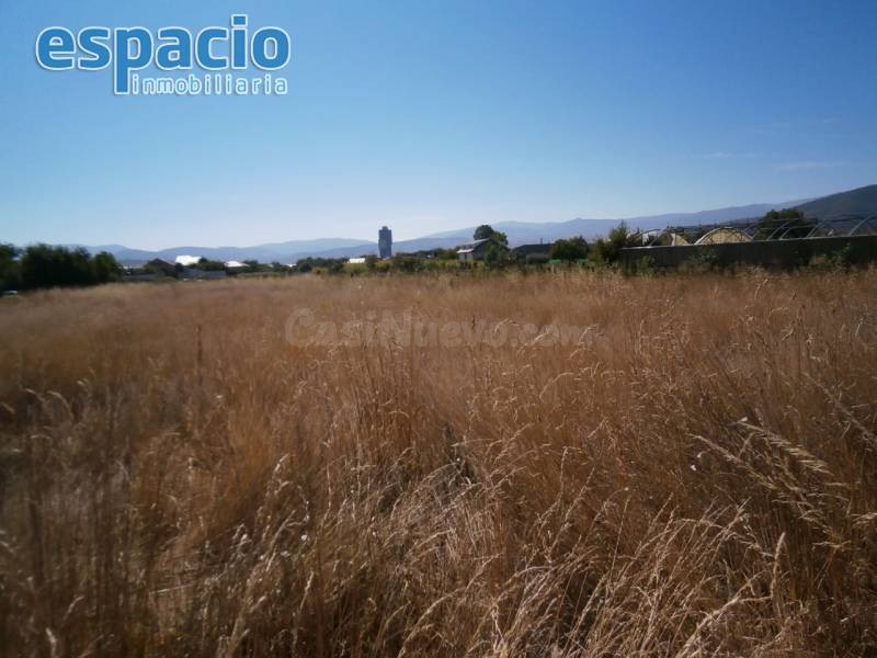 VENTA TERRENO EN CUATROVIENTOS