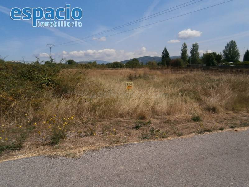 VENTA TERRENO EN CUBILLOS DEL SIL