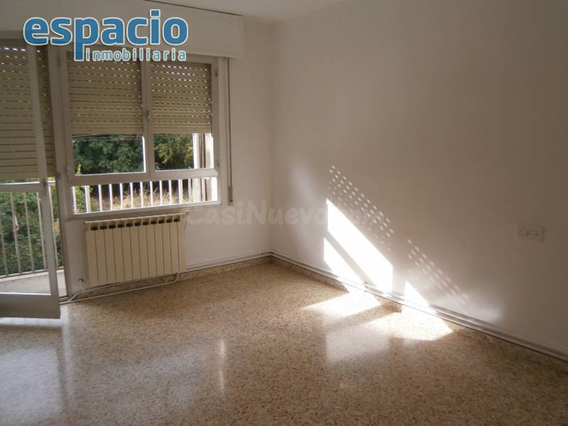 VENTA EDIFICIO EN TORAL DE LOS VADOS - foto 3