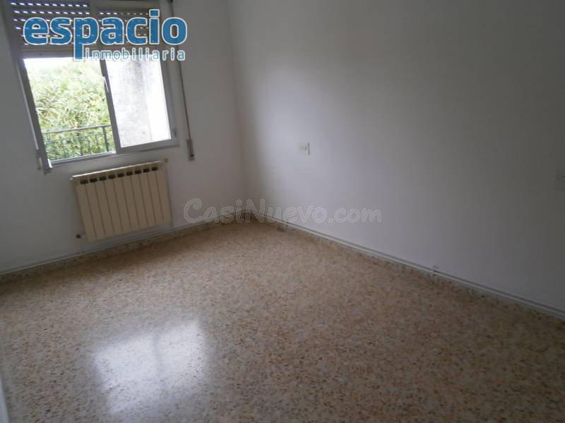 VENTA EDIFICIO EN TORAL DE LOS VADOS - foto 5