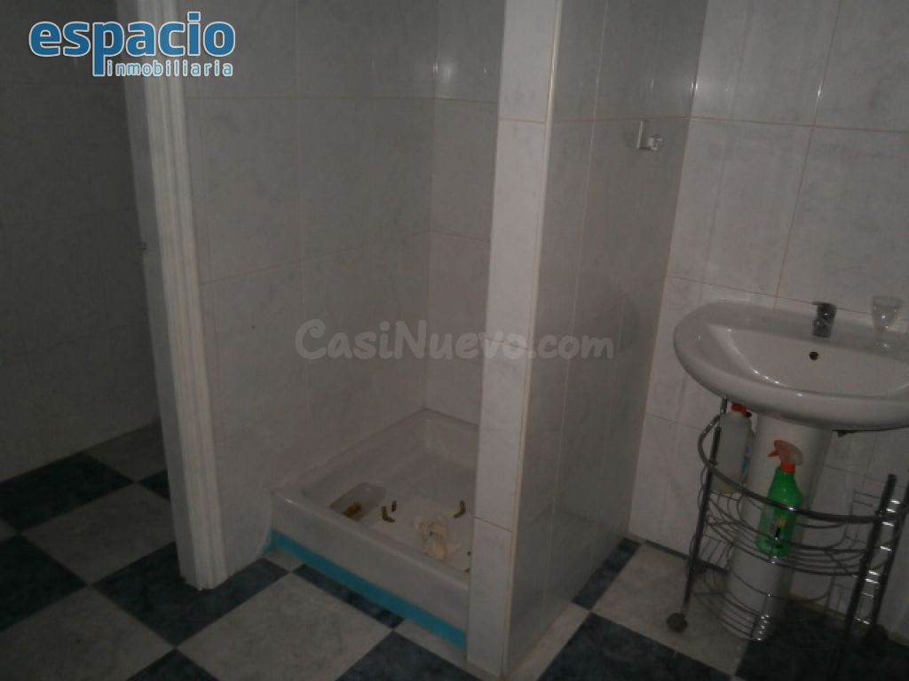VENTA O ALQUILER LOCAL ZONA CENTRO - foto 5