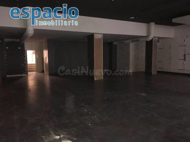 ALQUILER LOCAL ZONA CENTRO - foto 2