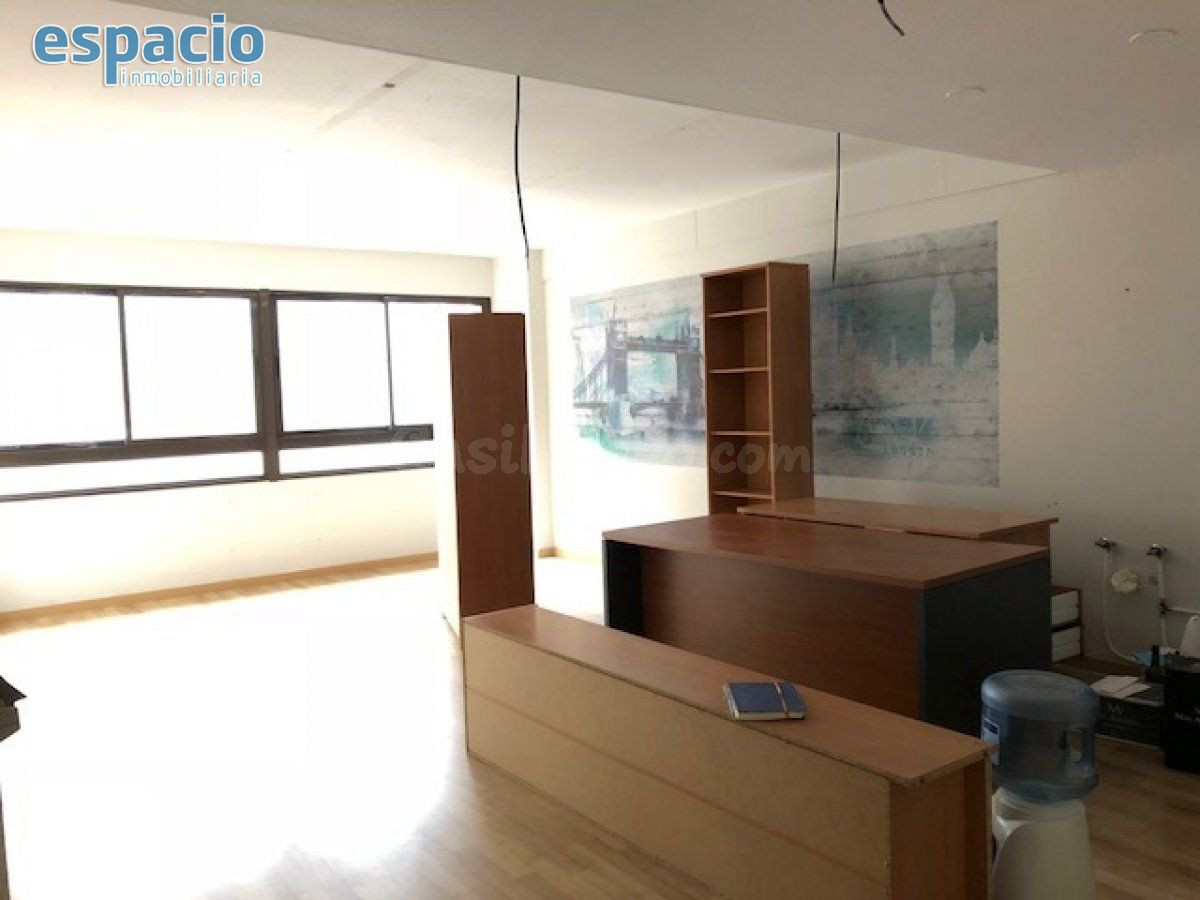SE ALQUILA OFICINA ZONA CENTRO PONFERRADA