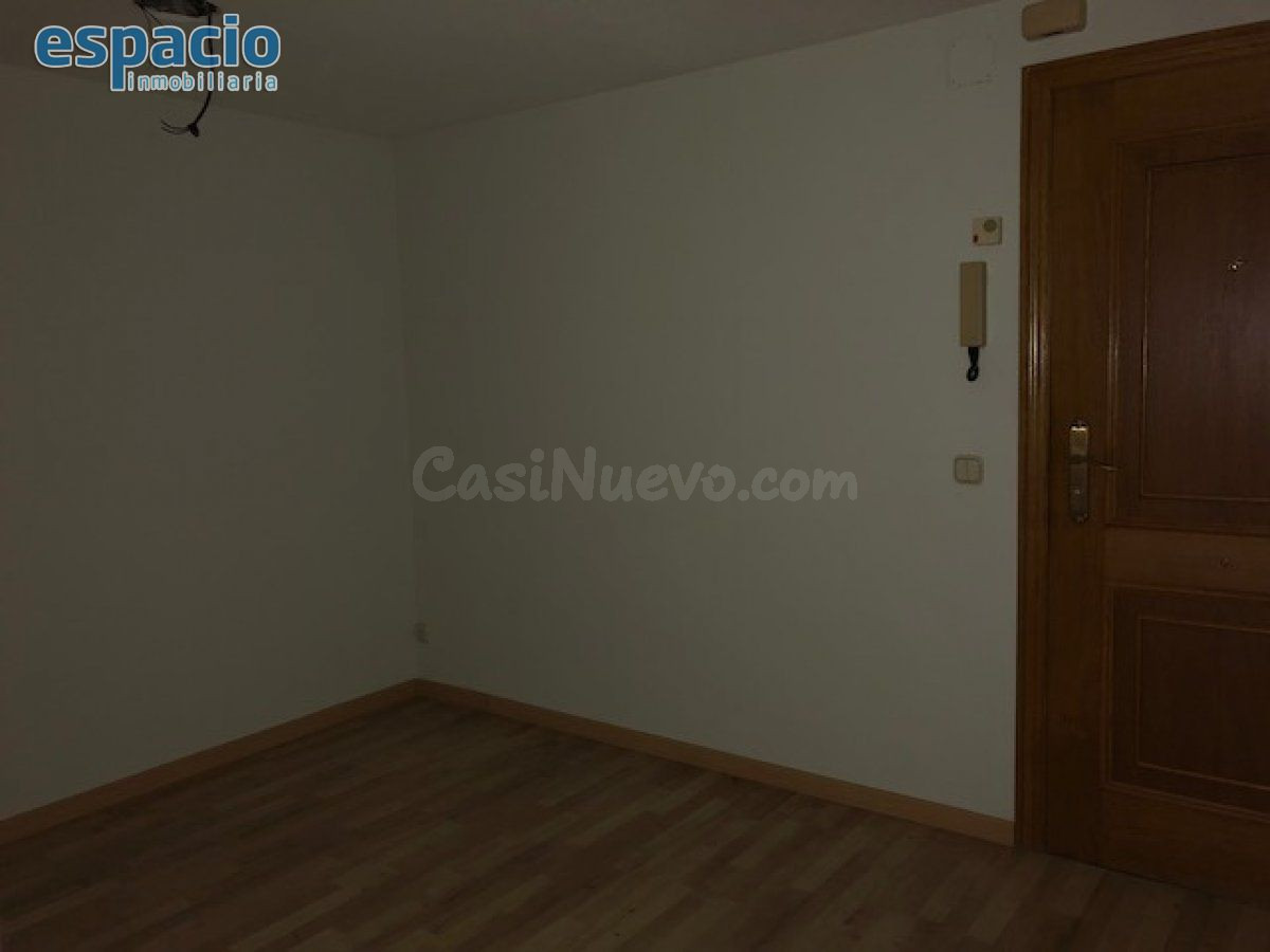 SE ALQUILA OFICINA ZONA CENTRO PONFERRADA - foto 5