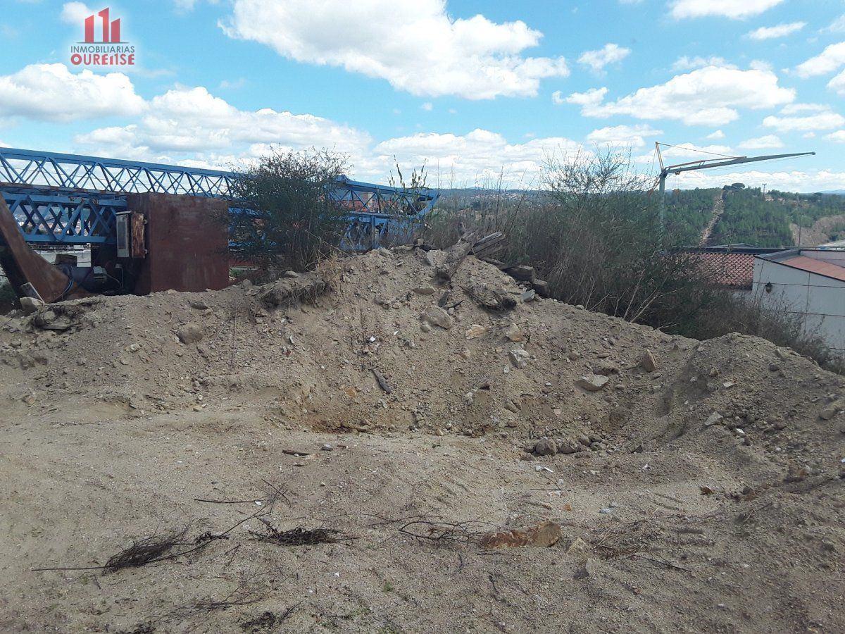 PARCELA EDIFICABLE CON PROYECTO Y LICENCIA EN A VALENZA - foto 2