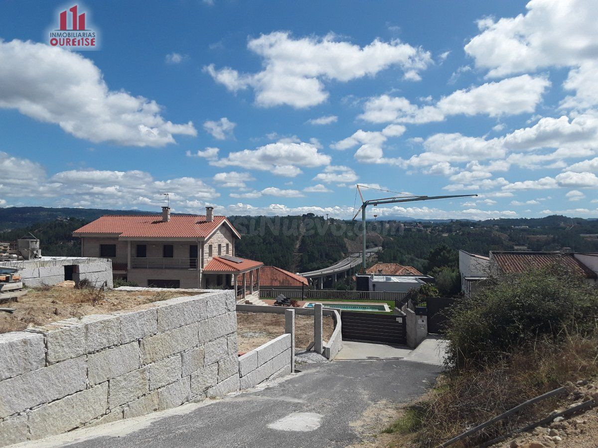 PARCELA EDIFICABLE CON PROYECTO Y LICENCIA EN A VALENZA - foto 3